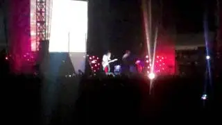 Ratatat - Unknown New Track (Lolla2011)