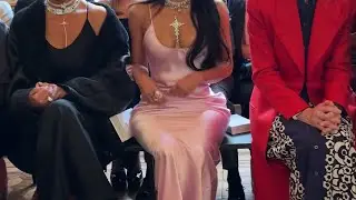 Kris Jenner, Kim Kardashian, Anna Wintour et les Beckham au front row du show de Victoria &agrave; Paris