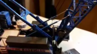 Liebherr HS855HD Crawler Crane by NZG 1:50