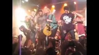 Sleeping With Sirens- King For A Day (Prank PTV) @ Slims