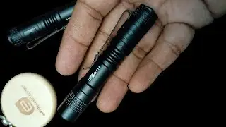 efillooc mini LED flashlight metal torch AAA battery operated