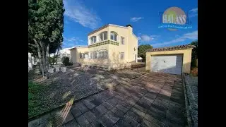 Maison avec un fort potentiel de rénovation et un emplacement de choix à Empuriabrava