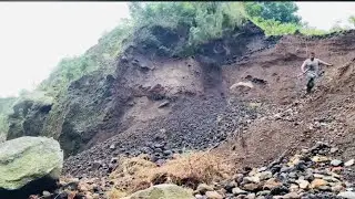a bamboo can collapse a cliff
