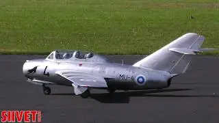 MiG-15 UTI Takeoff And Landing  - Finland Kalle Rahkasuo - JMW2017