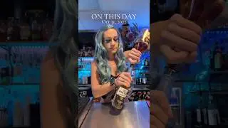 Смесь &laquo;Короны&raquo; и амаретто по вкусу напоминает Dr. Pepper! #drpepper #bartender