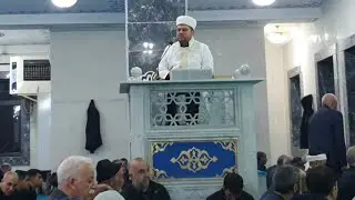 #Ağrı #Merkez #Camii den, #Kadirgecesi dolayısıyla ziyarete açılan Sakal-ı Şerif, yoğun ilgi gördü