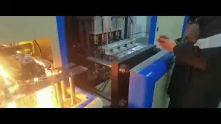 4 cavity semi automatic blowing machine making cola bottom bottles