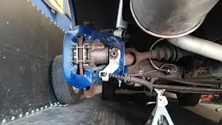 1979-1981 Datsun 280zx rear brake pad and caliper removal and rebuild