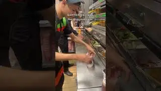 Ai quem &eacute; o mais r&aacute;pido da sua loja? #burgerking #bk #fyp #fastfood #viral