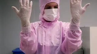 Protocol to enter a cleanroom area  Protocole d'entrée dans une salle blanche