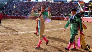 MACUSANI 2024 -1era corrida | Dos orejas para Leo Valadez del 5to toro de la tarde -Martes 10/12/24