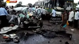 Three died in road accident at Nalgonda district