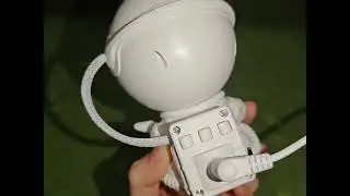 short review Astronaut Nebula Projector