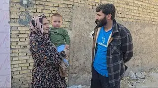 Ziba and Ali go to the market to buy clothes for the children and Ziba goes to her cottage.