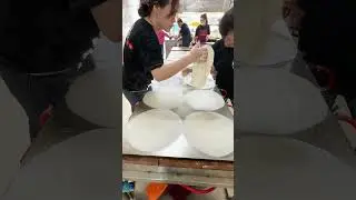 precision and speed in handmade spring roll wrapper making#precision #foodskills #relaxing