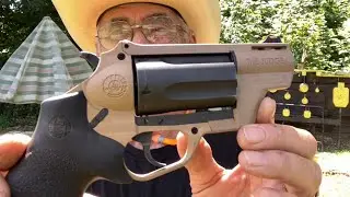 Обзор Taurus Public Defender Poly Range
