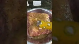 How to season Latin style a pork butt #porkbutt