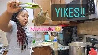 COOKING LIVE BLUE CRAB FOR THE FIRST TIME!!/ CRAB BOIL/SEAFOOD
