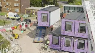 St Richard's Hospital, lifting modules in place