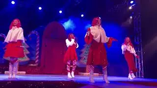 Six Flags Magic Mountain Holiday In The Park; All Shows