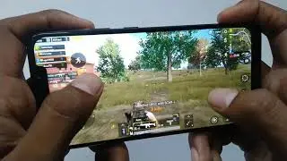 Playing PUBG on poco f1 60fps Full HDR game play , Chicken dinner