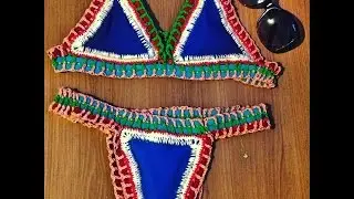 Biquíni de elástico colorido e crochê
