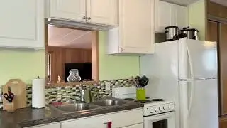 ANOTHER HOME SOLD! STYLISH 1 BED / 1 BATH IN SIESTA BAY