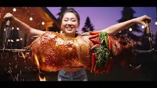 Steaming Hot! Ripping Apart Giant Roasted Beef Over Open Fire.🍖🤤