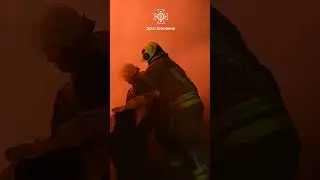 Вогнеборці ліквідували масштабну пожежу в деревообробному цеху #firefighter #dsns #fire #work
