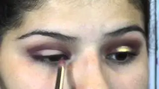 Glitter Spotlight Smokey Eye