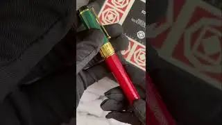 Unboxing: DELTA Tribute To Pietro Vannucci Il Perugino Fountain Pen. Like & Subscribe.