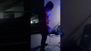 Detroit Rock City by kiss (guitar solo practice)