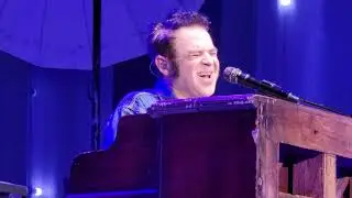Counting Crows - A Long December at Berkeley Greek Theatre 09-03-21