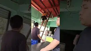 Nagpalagay ako nang electric fan para sa mga customer ang init talaga ngayong panahon 