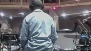 Daru Jones w/ Jack White and The Buzzards “Sixteen Saltines” (2012) (RARE VIDEO)
