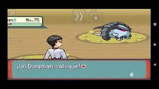 Me enfrentó a rojo en Pokémon team rocket edition 2.1.1