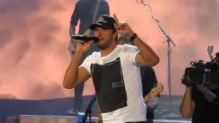 Luke Bryan 'Kick the Dust Up' LIVE in CA  10-17-15