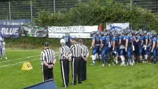 ReporterUwe: Hamburg Blue Devils 15.7.2017 Einlauf zum Spiel gegen die Flensburg Sealords.