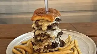 Jerry&rsquo;s Nice & Easy Three pound Burger Challenge!!! #manvsfood