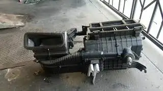 2011 HYUNDAI GENESIS HOW TO REPLACE HEATER CORE
