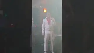 Dean holland as elvis