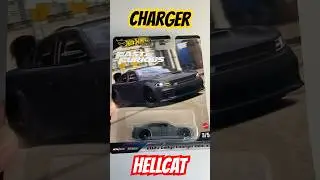 Dodge Charger Hellcat 🙀 #hotwheels #shortsfeed #stringzip