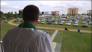 DRIVE-IN CHURCH MAKES WORSHIP EASY (no dkmj)