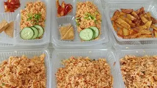 Nasi goreng cili kering dengan daging campur kentang goreng