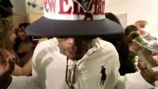 Moufy -Throw My 3s (OFFICIAL VIDEO)