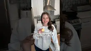 Ritz Cracker Hack! #shorts #ritzcrackers #lifehack #cheeseandcrackers #crackersandcheese