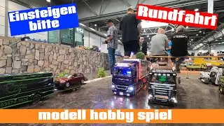 Einsteigen bitte - Busrundfahrt Truck Parcour auf der modell hobby spiel 2023