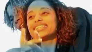 Nhelas   Abandonada