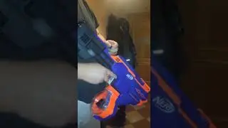Nerf Infinus автомат с барабаном на батарейках.