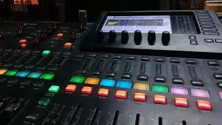 FIZ UM TOUR NA MESA DE SOM BEHRINGER X32